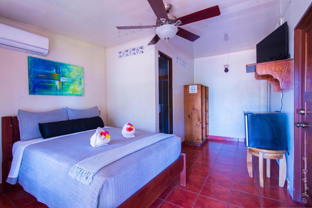 Clarita'S Hotel Jacó Εξωτερικό φωτογραφία